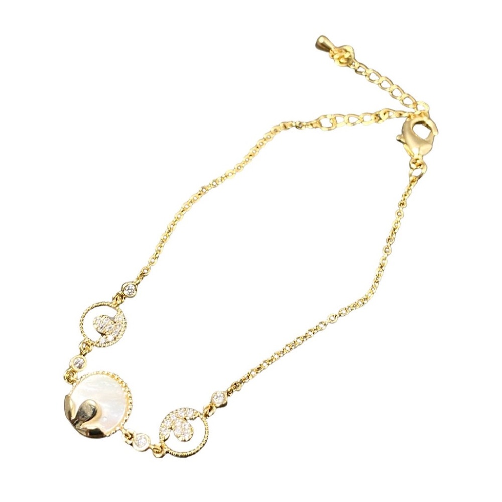 Shell Disc Bracelet